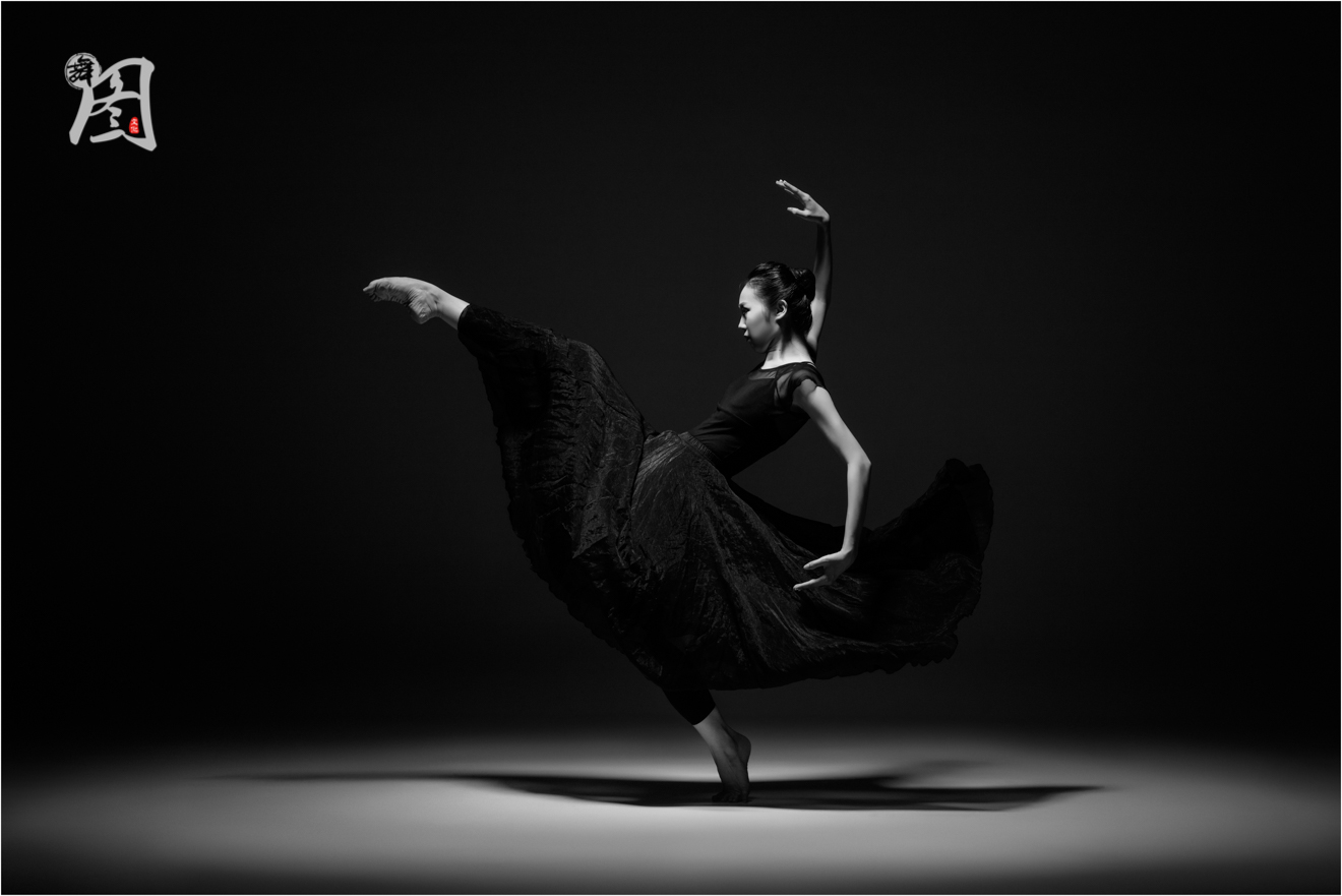 002『舞图文化』影棚拍摄 中国歌剧舞剧院 汤涵 摄影@舞蹈中国-刘海栋.jpg
