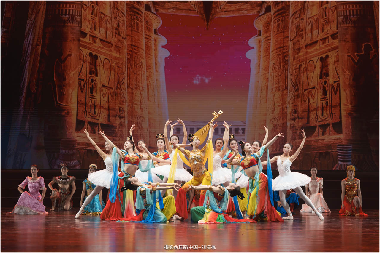 048 2025.06.25 株洲市第八中学第十六届梦航艺术展演《长歌逐梦 美润芳华》摄影@舞蹈中国-刘海栋.jpg