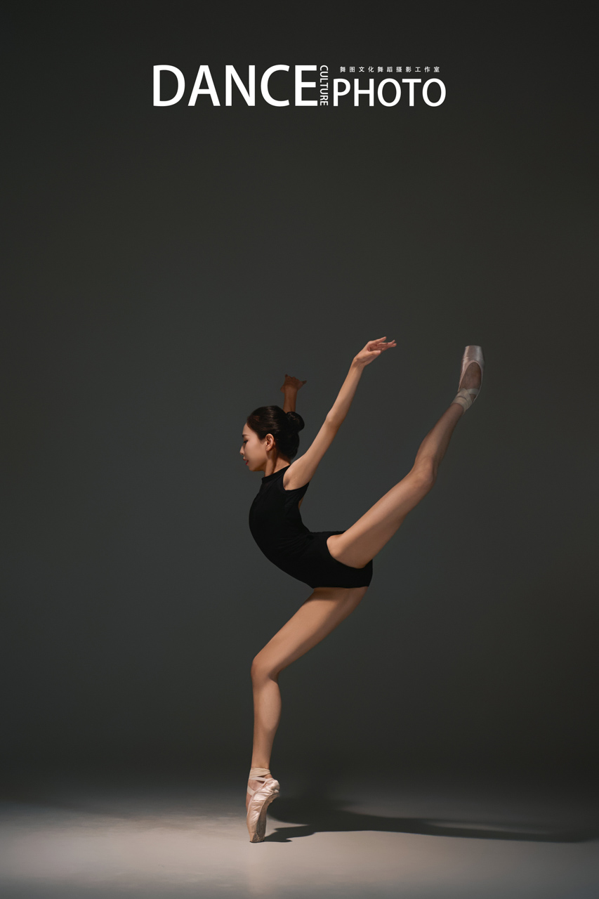 007-1 2023.08.08 舞图文化舞蹈摄影 舞者：李金熙.jpg